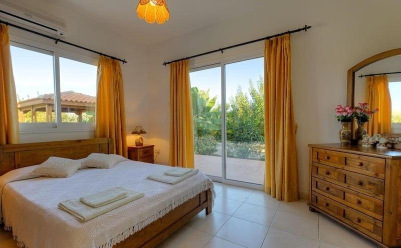 Peyia Villas Cyprus Room photo